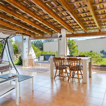 Open Space בית נופש *